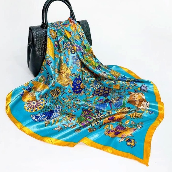 ✨Fashion Floral Print Scarf Bandanna✨ - Picture 2 of 4